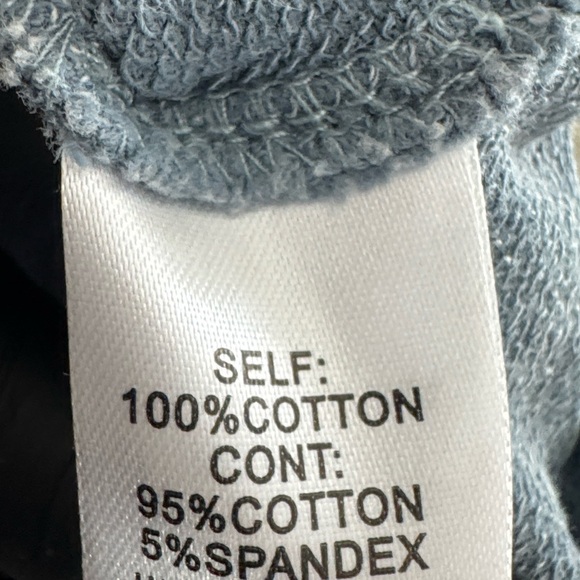 717: EASEL NWT SWEATSHIRT RED BEAN (C) - Picture 2 of 2